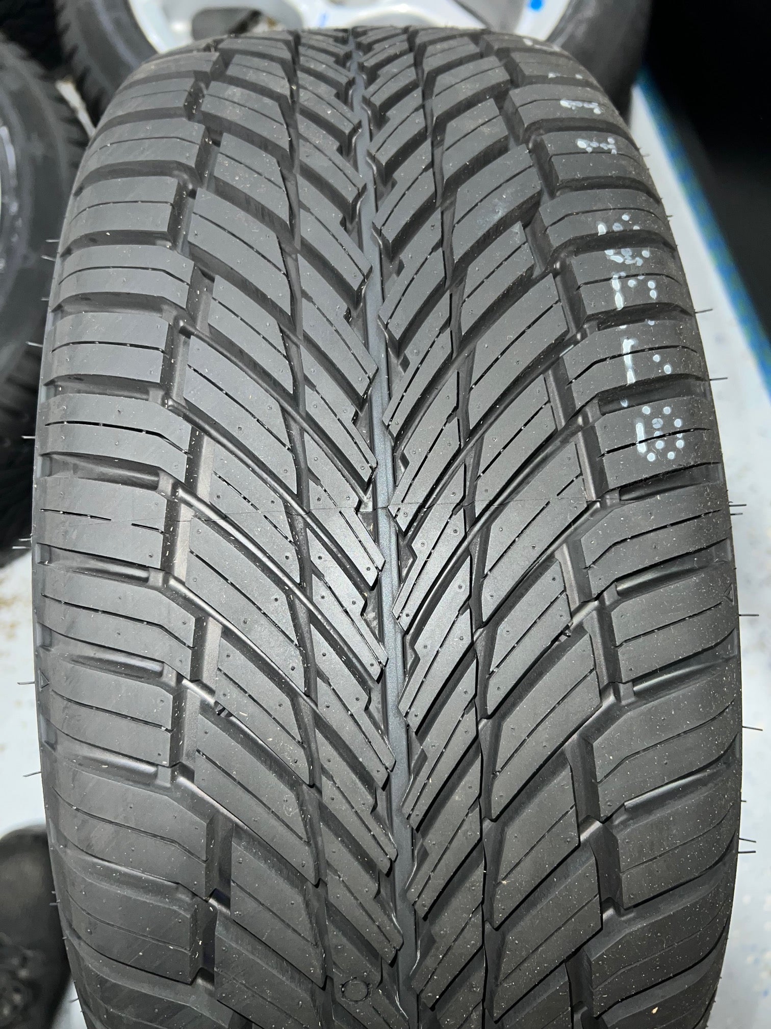 4x Kosei K1 Silver 4x100 +38 with 195/50/15 tires For Honda Acura civi